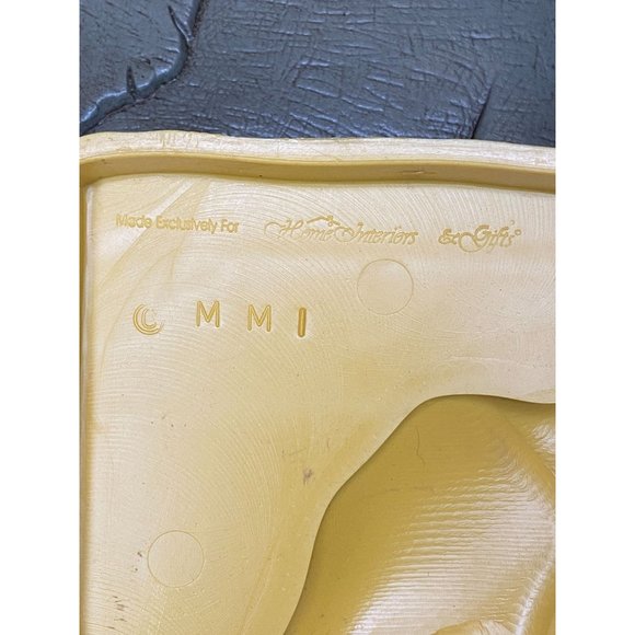 HOME INTERIORS ELEPHANT Plaques Wall Hangings Set of 2 - 1991 - 9 1/2" x 7 3/4" - Picture 3 of 8